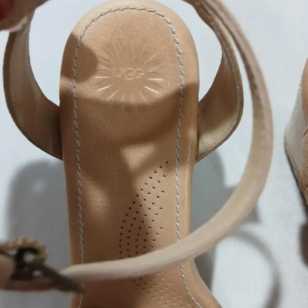 UGG Wedge Sandals Womens 9 Tan Leather Ankle Strap Espadrille - Picture 7 of 10